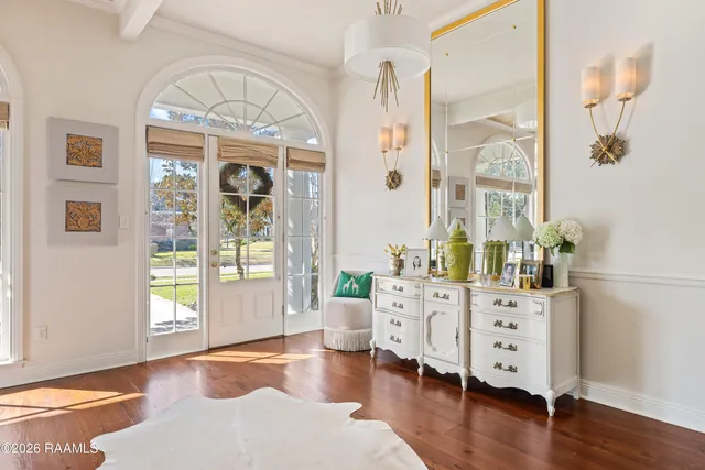 $589,000 | 302 Farmington Drive, Lafayette, LA 70503