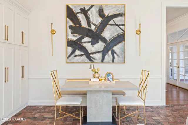 $589,000 | 302 Farmington Drive, Lafayette, LA 70503