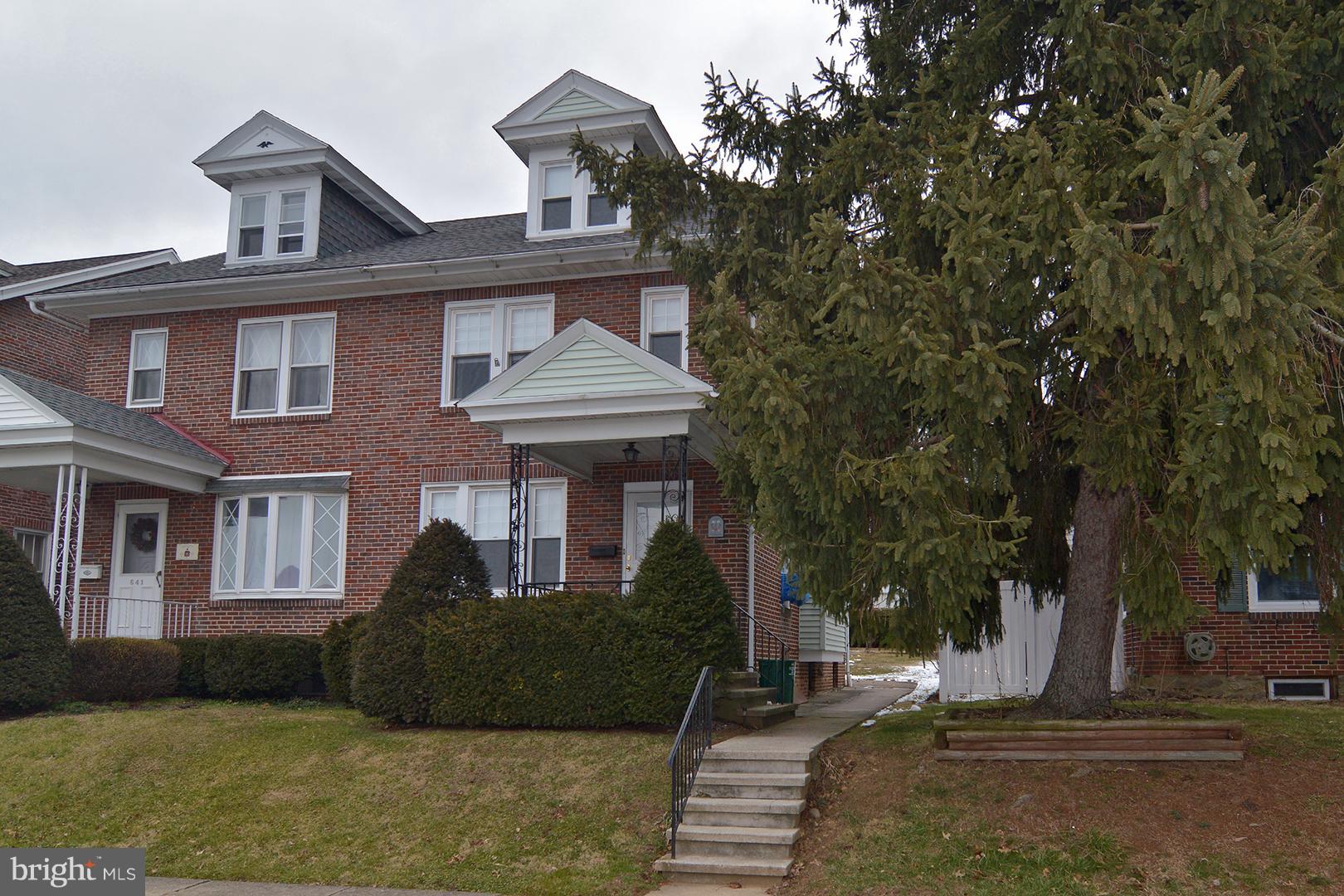 643 Haig Boulevard Reading, PA 19607 - Photo 3 of 33