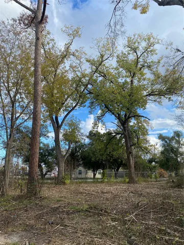 $530,000 | 13708 Almeda School Road, Houston, TX 77047