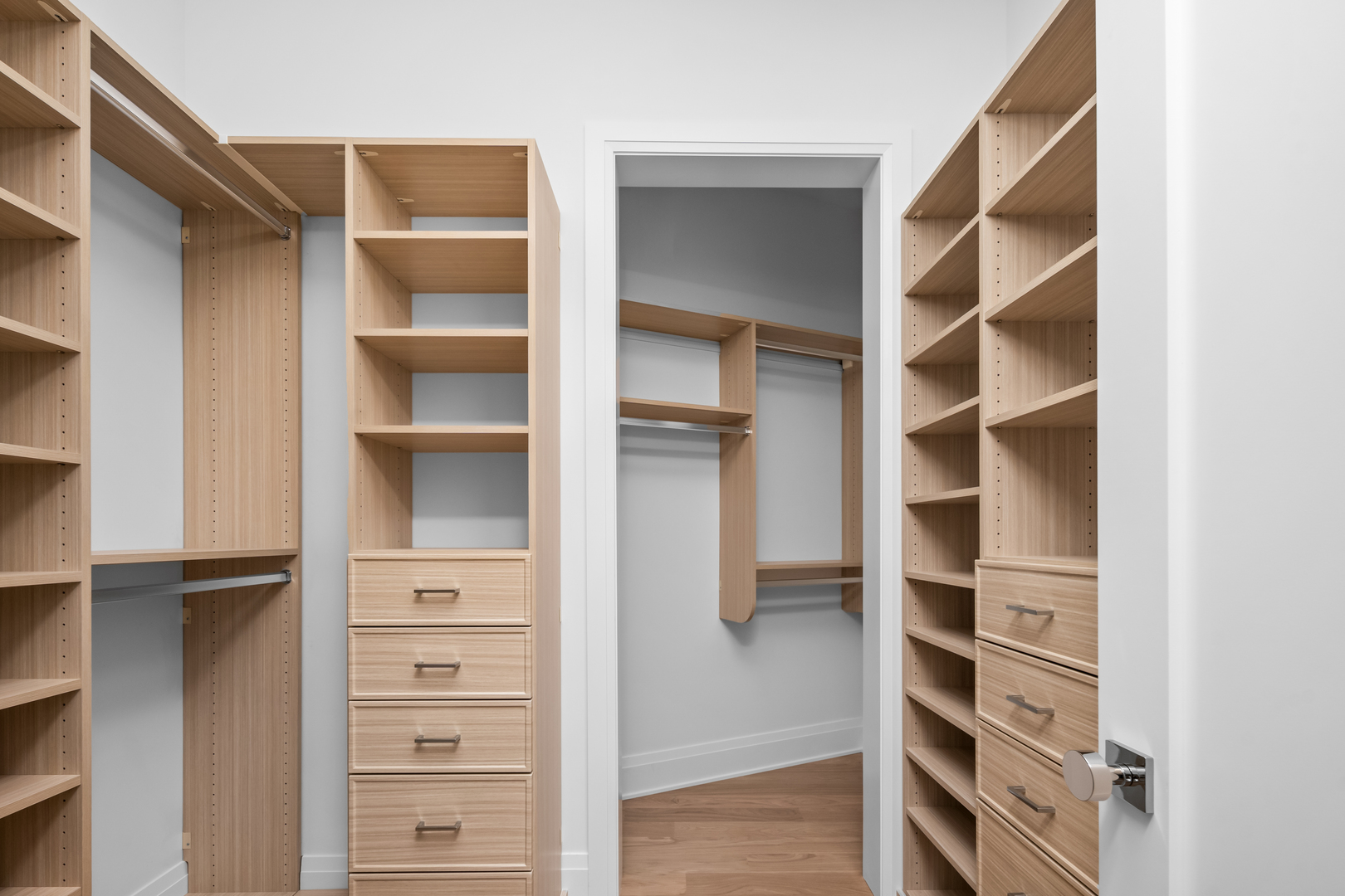 2832 North Racine Avenue, Unit 2W Chicago, IL 60657 - Photo 21 of 31 a view of walk in closet with empty racks