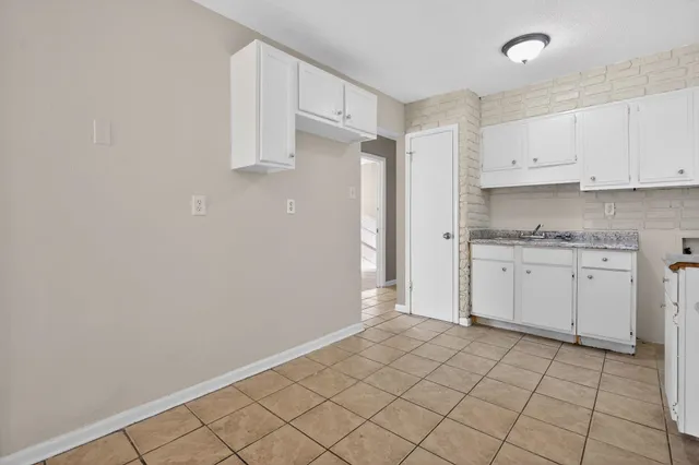 $104,900 | 4306 University Street, Memphis, TN 38127