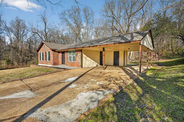 $104,900 | 4306 University Street, Memphis, TN 38127