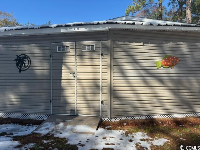 449 East Bank Dr Garden Murrells Inlet, SC 29576 - Photo 6 of 31 View of snow covered gate