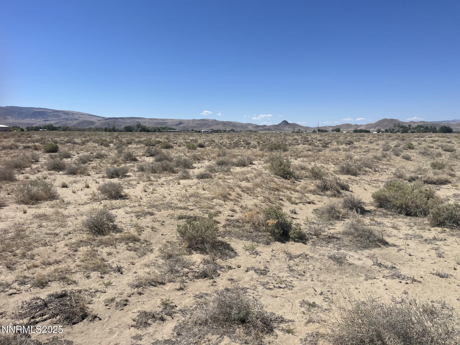 1655 Badger Street Silver Springs, NV 89429 - Photo 2 of 7 a view of a sky