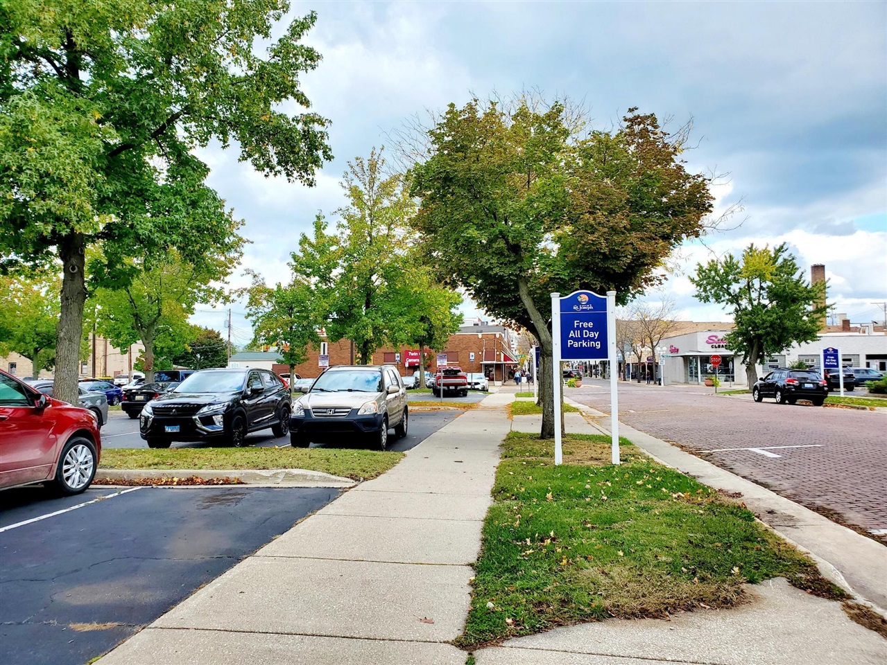 520 State Street, Unit : D St. Joseph, MI 49085 - Photo 4 of 5