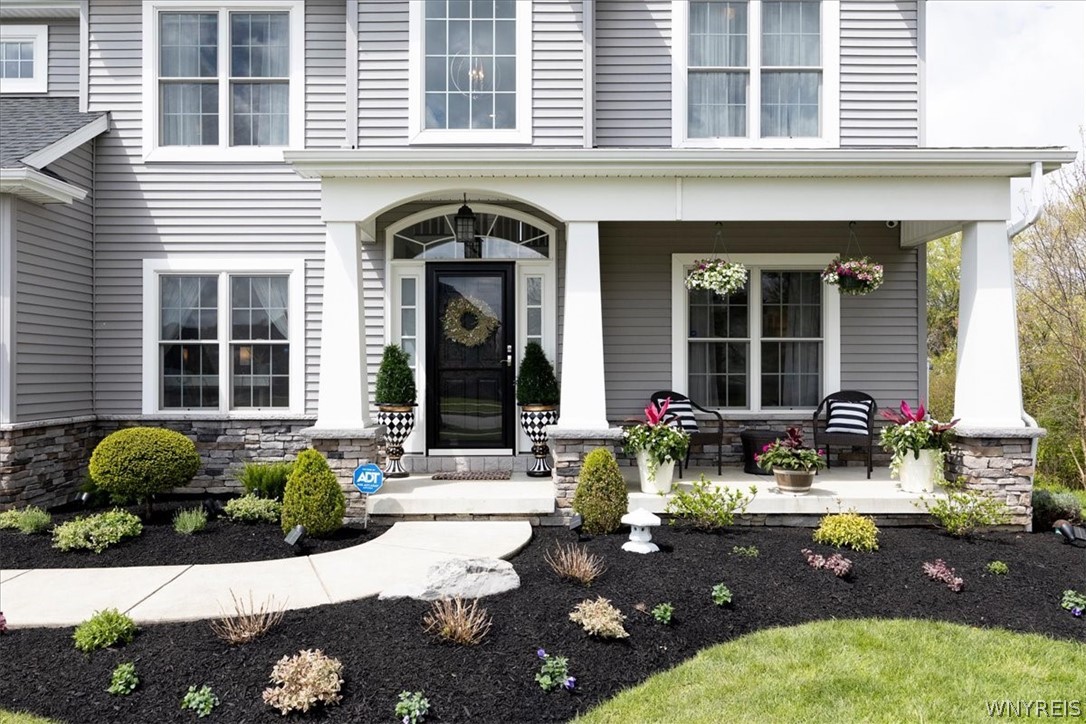 39 Partridge Walk Lancaster, NY 14086 - Photo 7 of 47 Meticulously Maintained Professional Landscape