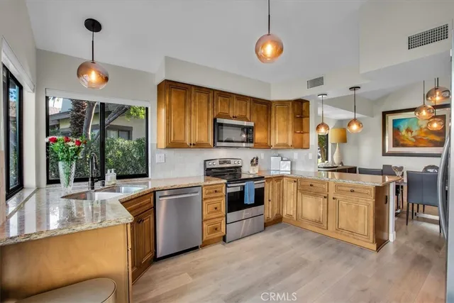 $599,000 | 278 Green Mountain Drive, Palm Desert, CA 92211