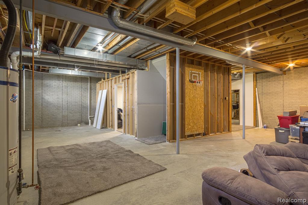 9327 Torrey Road Grand Blanc, MI 48439 - Photo 27 of 33 Gallery Image 27