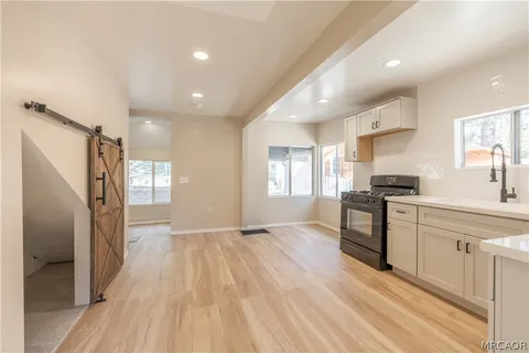 $439,000 | 40265 Mahanoy Lane, Big Bear Lake, CA 92315