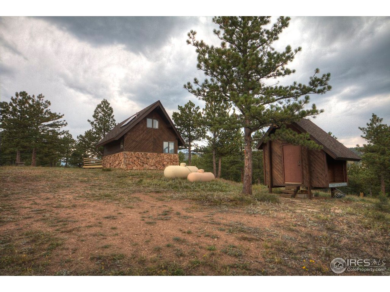 238 Valley Road Lyons, CO 80540 - Photo 10 of 28 a view of backyard of house