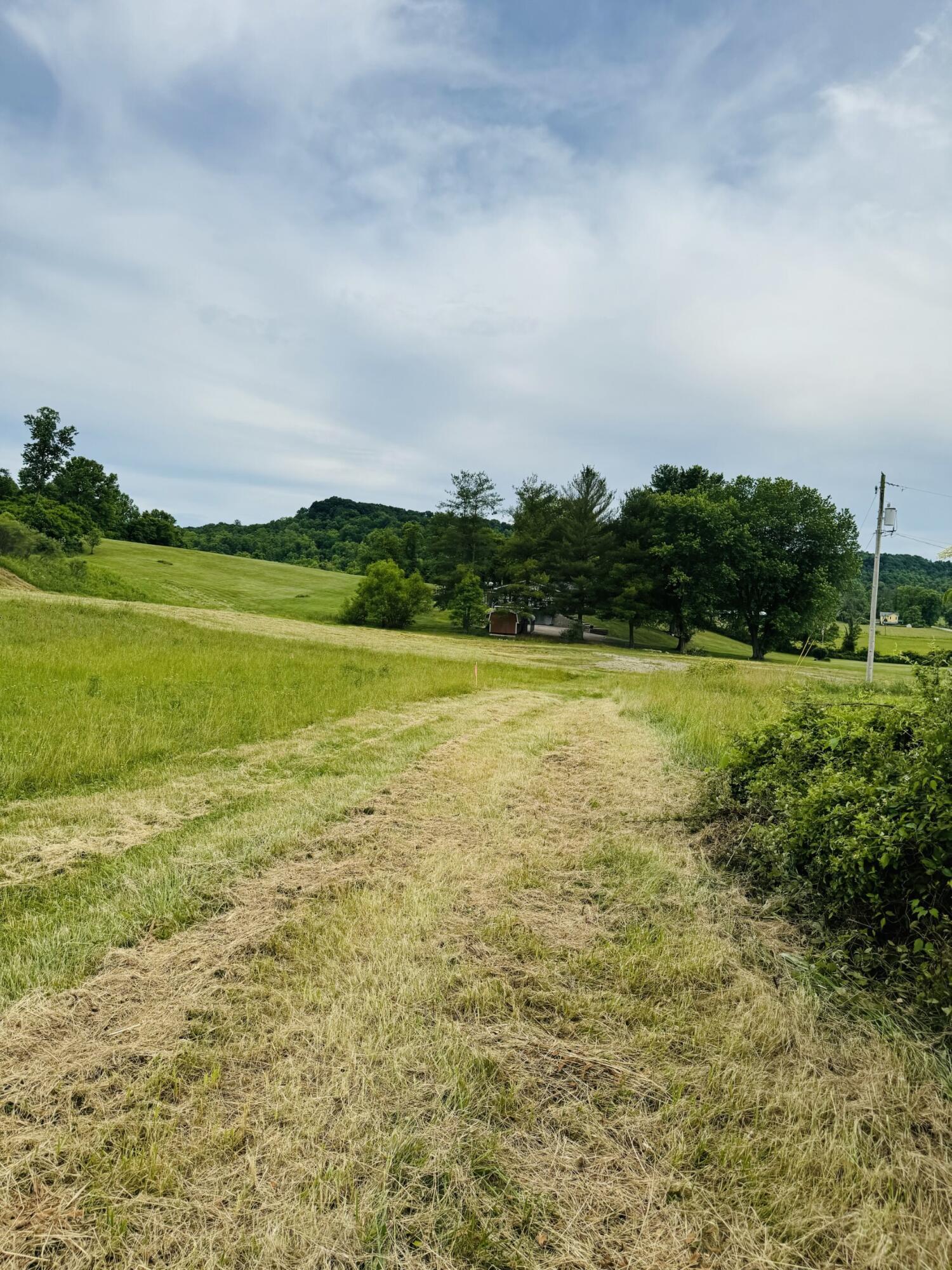 37416 New Lima Road, Unit 2 251 ACRES Rutland, OH 45775 - Photo 5 of 11 Left marker on back small section behind