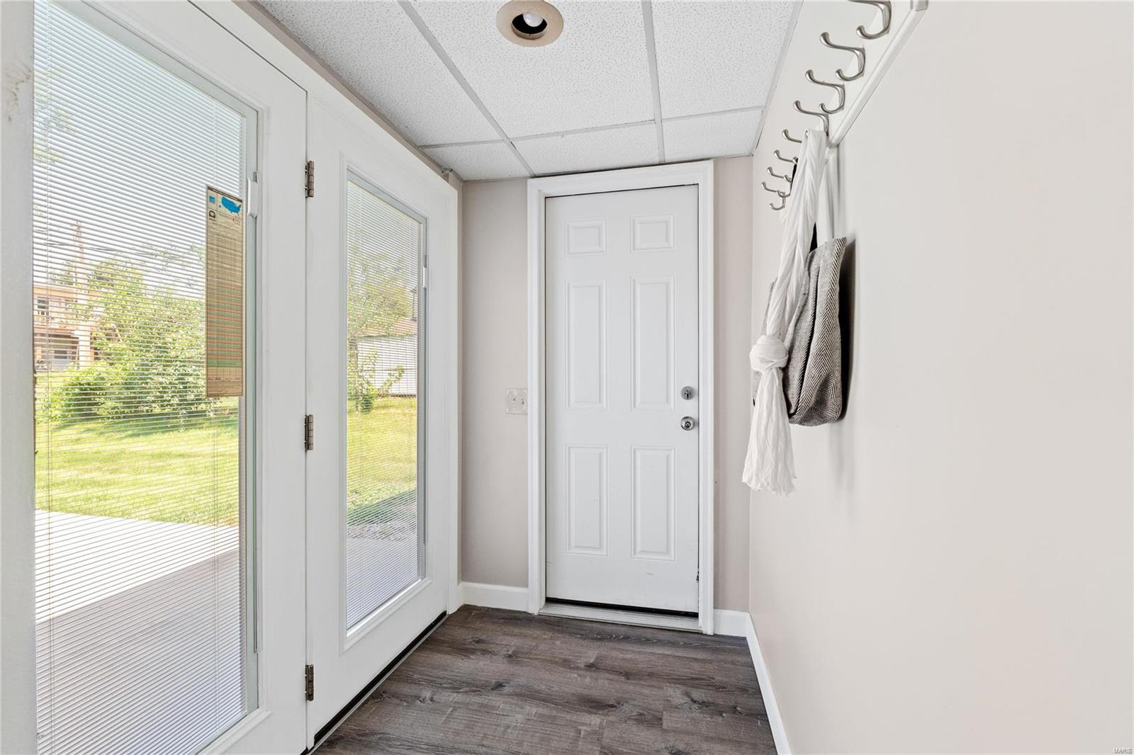 912 Buckley Road St. Louis, MO 63125 - Photo 19 of 42 Gallery Image 19