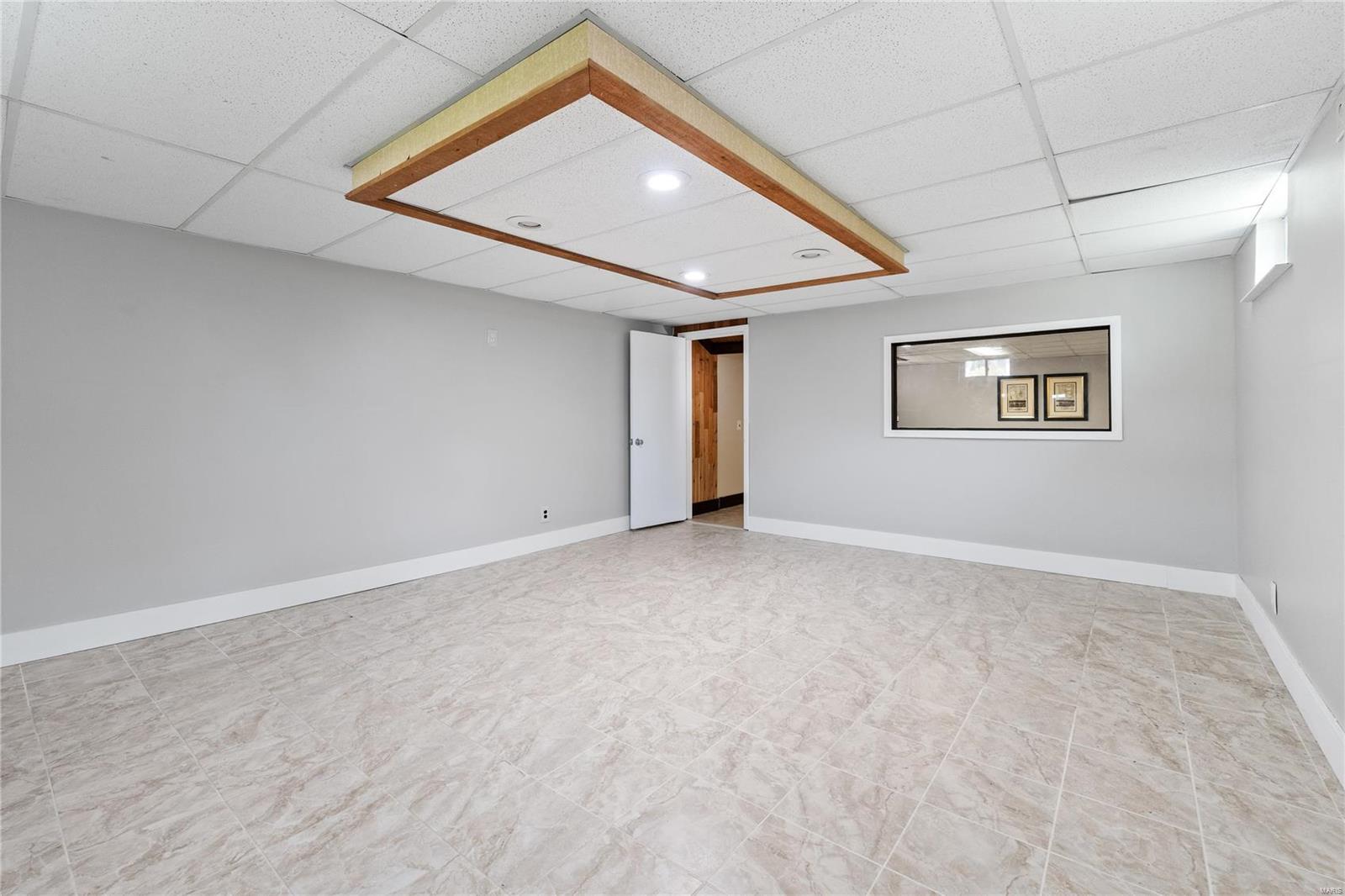 912 Buckley Road St. Louis, MO 63125 - Photo 32 of 42 Gallery Image 32