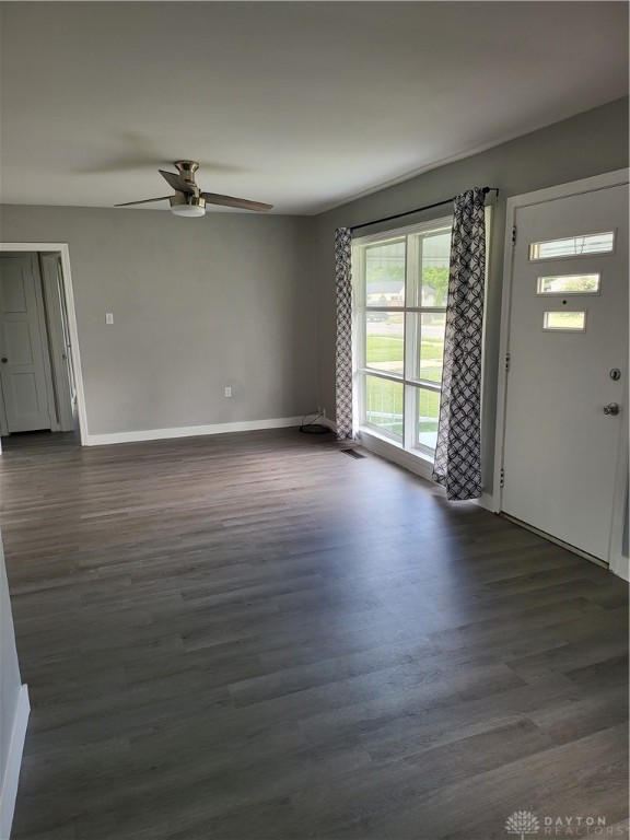 2101 North Hadley Road Springfield, OH 45505 - Photo 6 of 16 Gallery Image 6