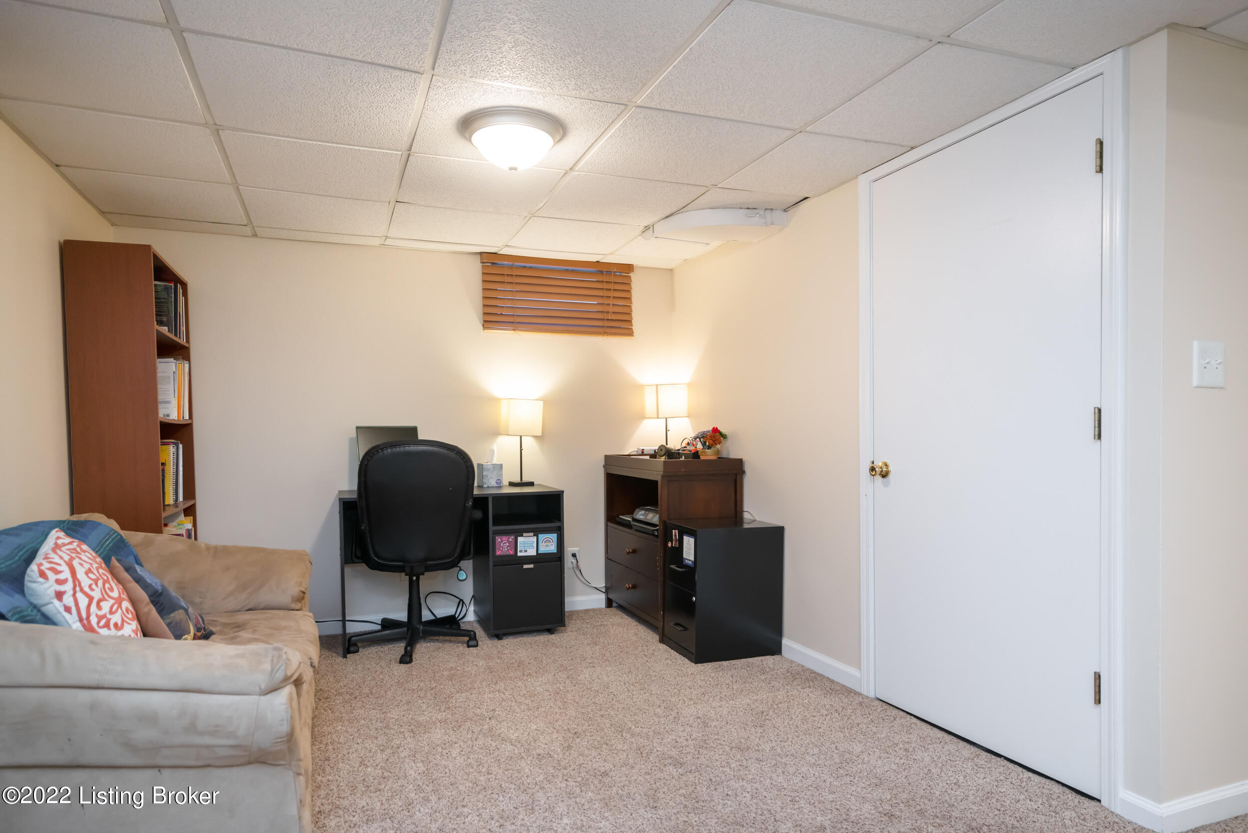 4604 Spen Lea Road Louisville, KY 40216 - Photo 25 of 38 4604 Spen Lea Road-35