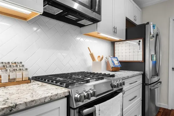 $359,900 | 2610 Oak Cliff Lane, Arlington, TX 76012