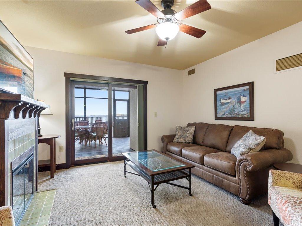502 Cleveland Boulevard West, Unit 3203 Walker, MN 56484 - Photo 7 of 34