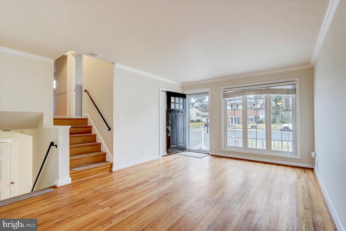 3400 Upton Road Baltimore, MD 21234 - Photo 7 of 41 Living Room