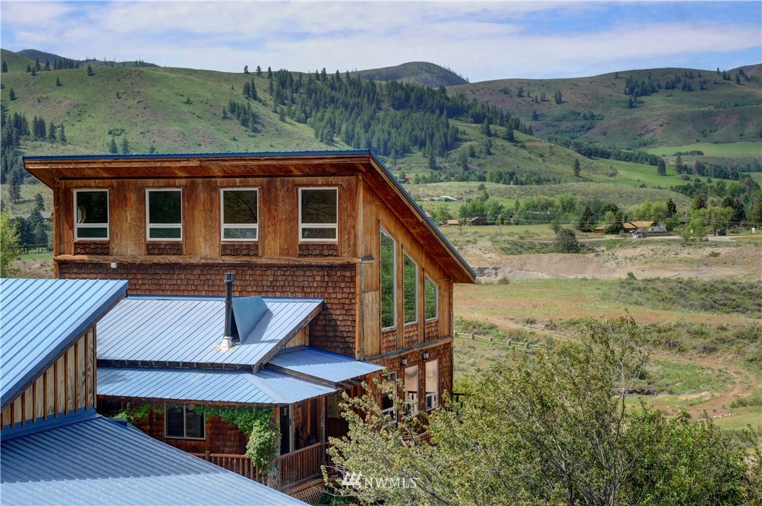 9 Serviceberry Road Winthrop, WA 98862 - Photo 11 of 40 Gallery Image 11