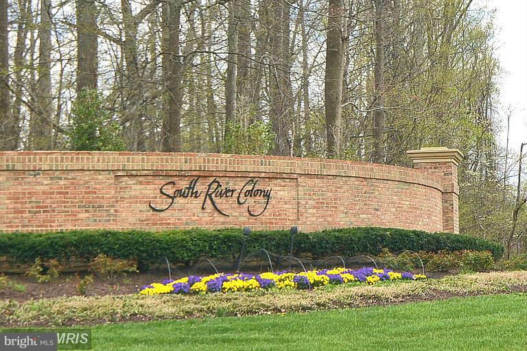 155 Colony Crossing Edgewater, MD 21037 - Photo 18 of 21 Community Entrance