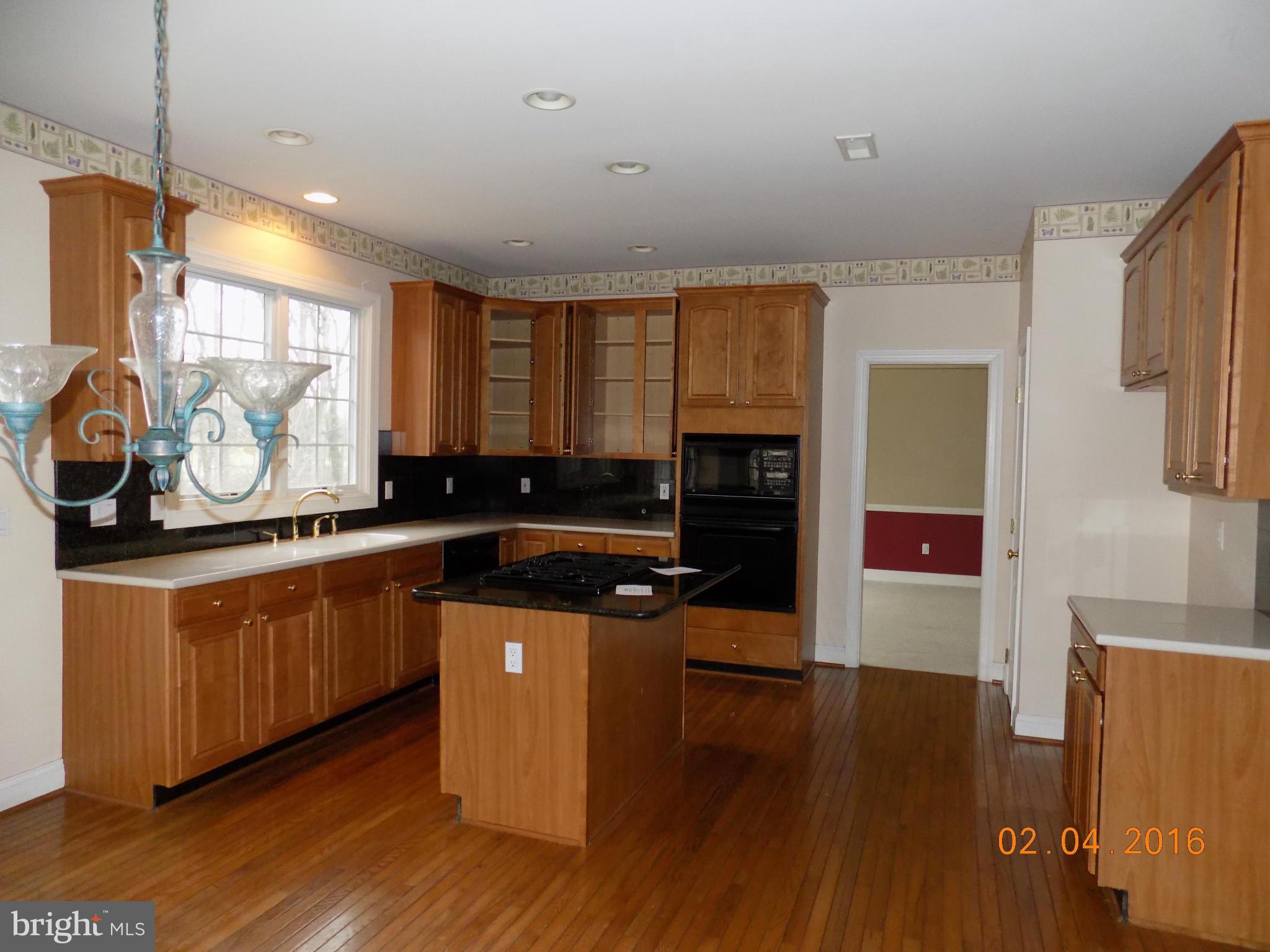 155 Colony Crossing Edgewater, MD 21037 - Photo 5 of 21 Kitchen