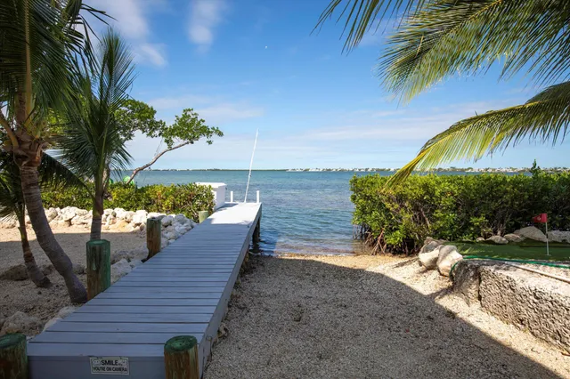 $1,599,000 | 1113 De Lussan Lane, Cudjoe, FL 33042