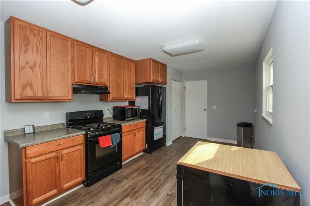 1749 East Benwick Road Toledo, OH 43613 - Photo 9 of 15 Gallery Image 9
