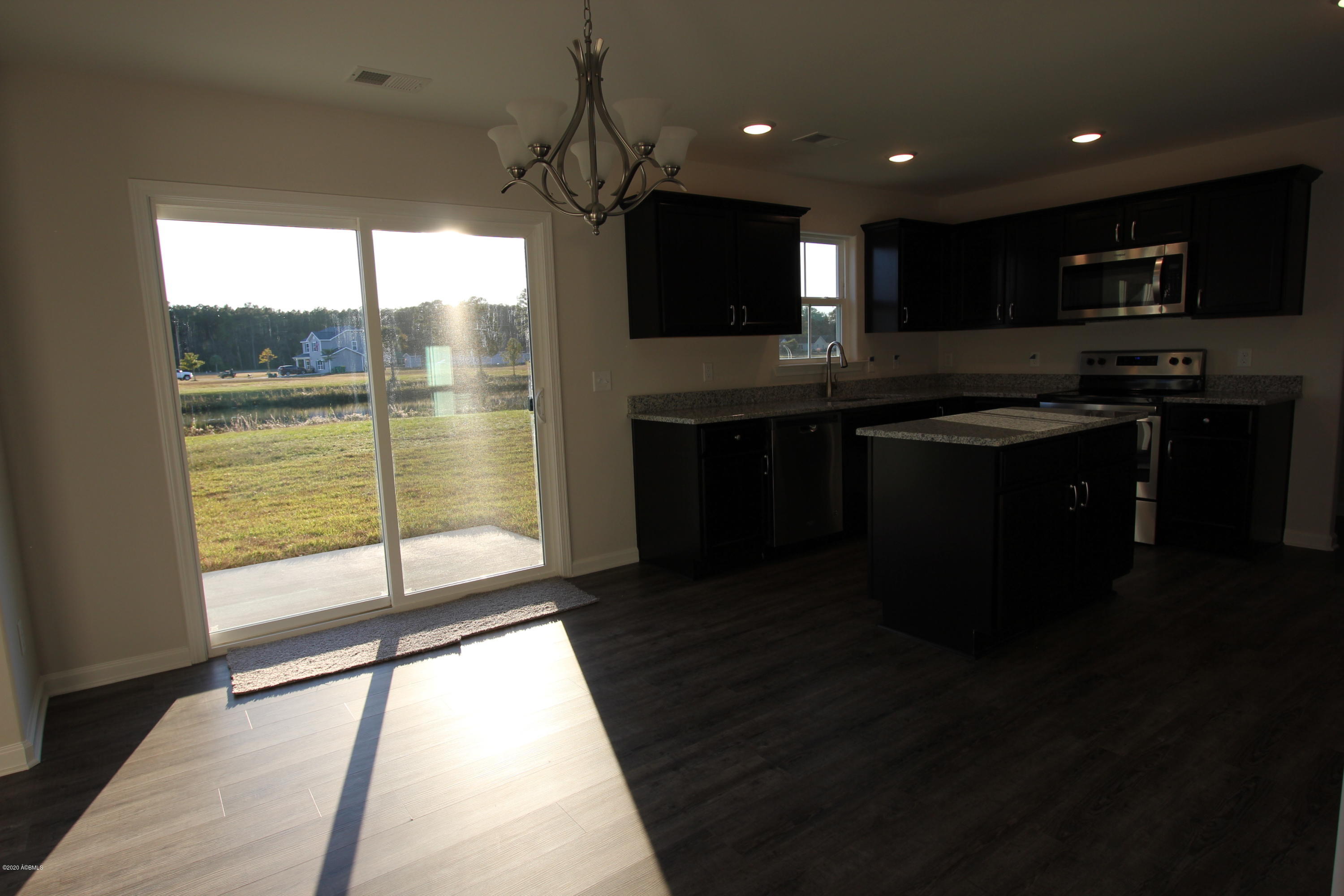 867 Ridgeland Lakes Drive Ridgeland, SC 29936 - Photo 6 of 18 IMG_7396