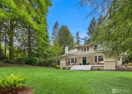 $1,098,000 | 14864 Sivertson Road Northeast, Bainbridge Island, WA 98110