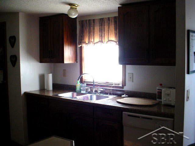 8182 Elms Road Birch Run, MI 48415 - Photo 4 of 8 20037432-3.JPG