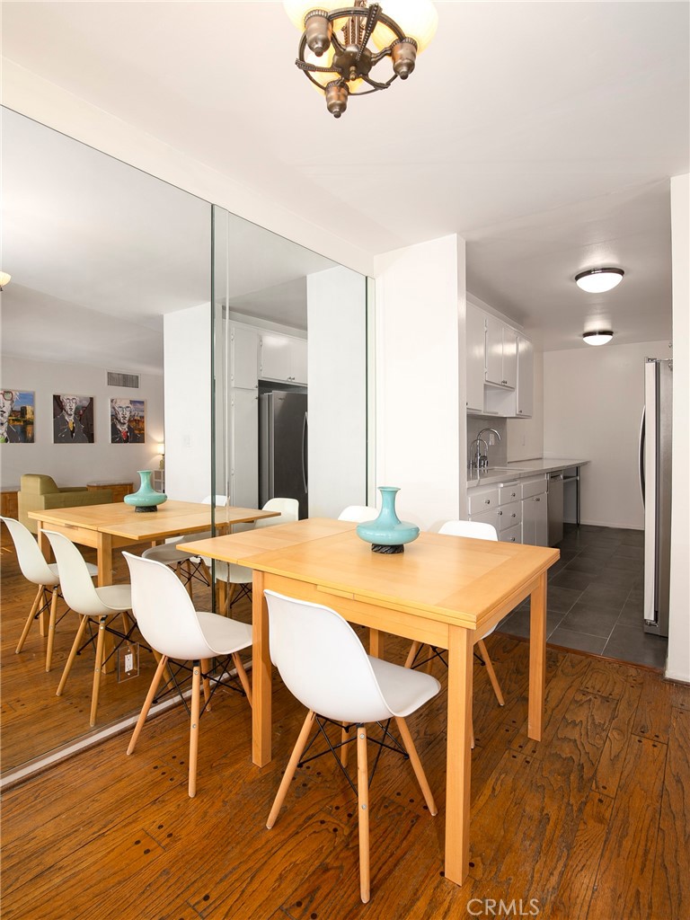 927 North Kings Road, Unit 118 West Hollywood, CA 90069 - Photo 12 of 44