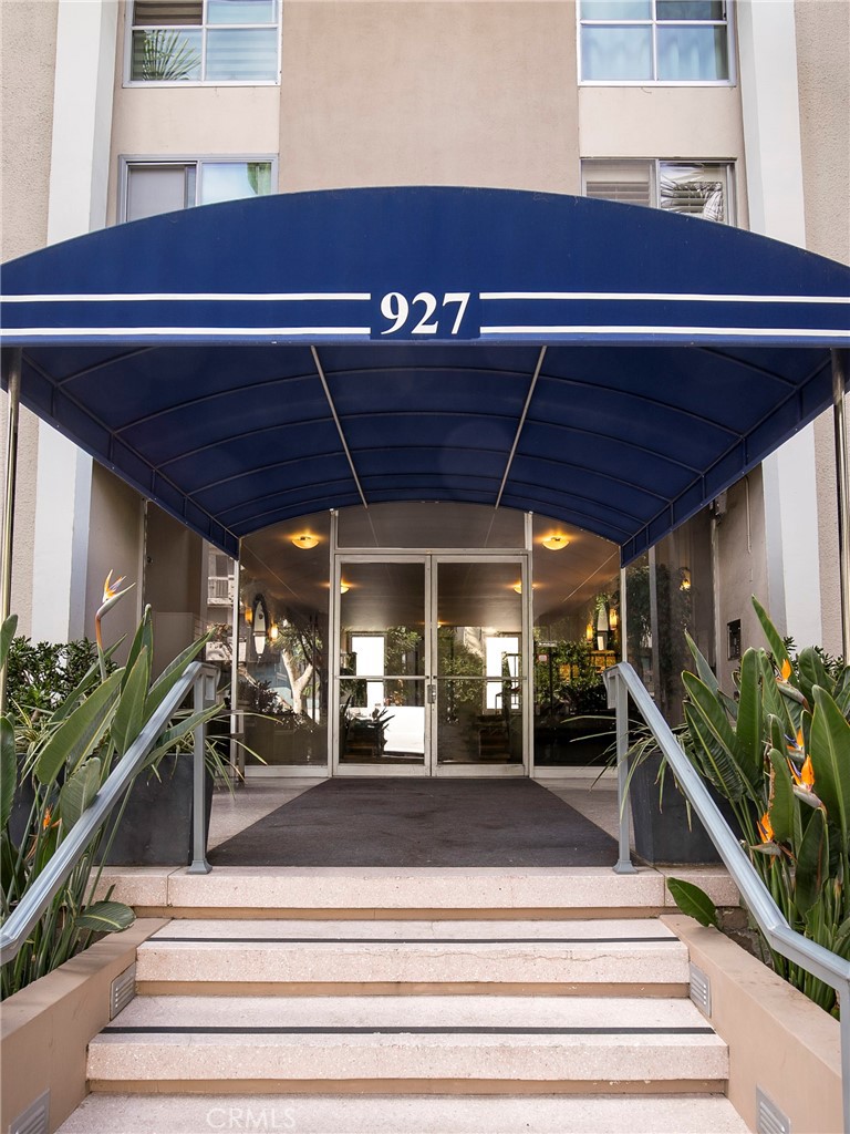 927 North Kings Road, Unit 118 West Hollywood, CA 90069 - Photo 39 of 44