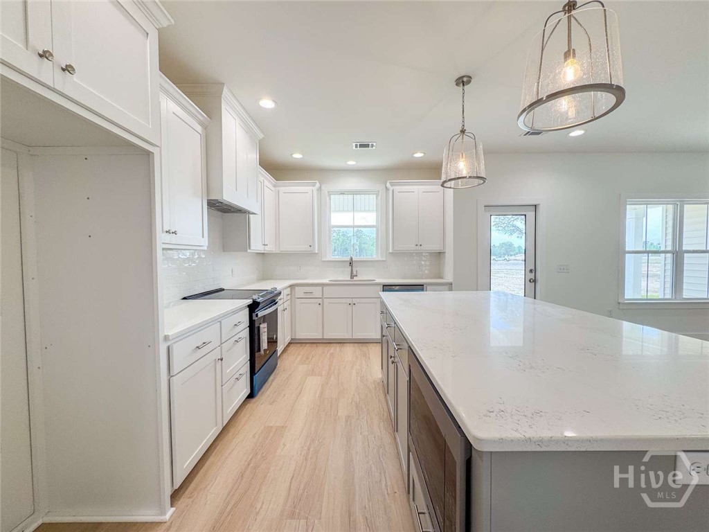 1099 Stone Court Midway, GA 31320 - Photo 8 of 23