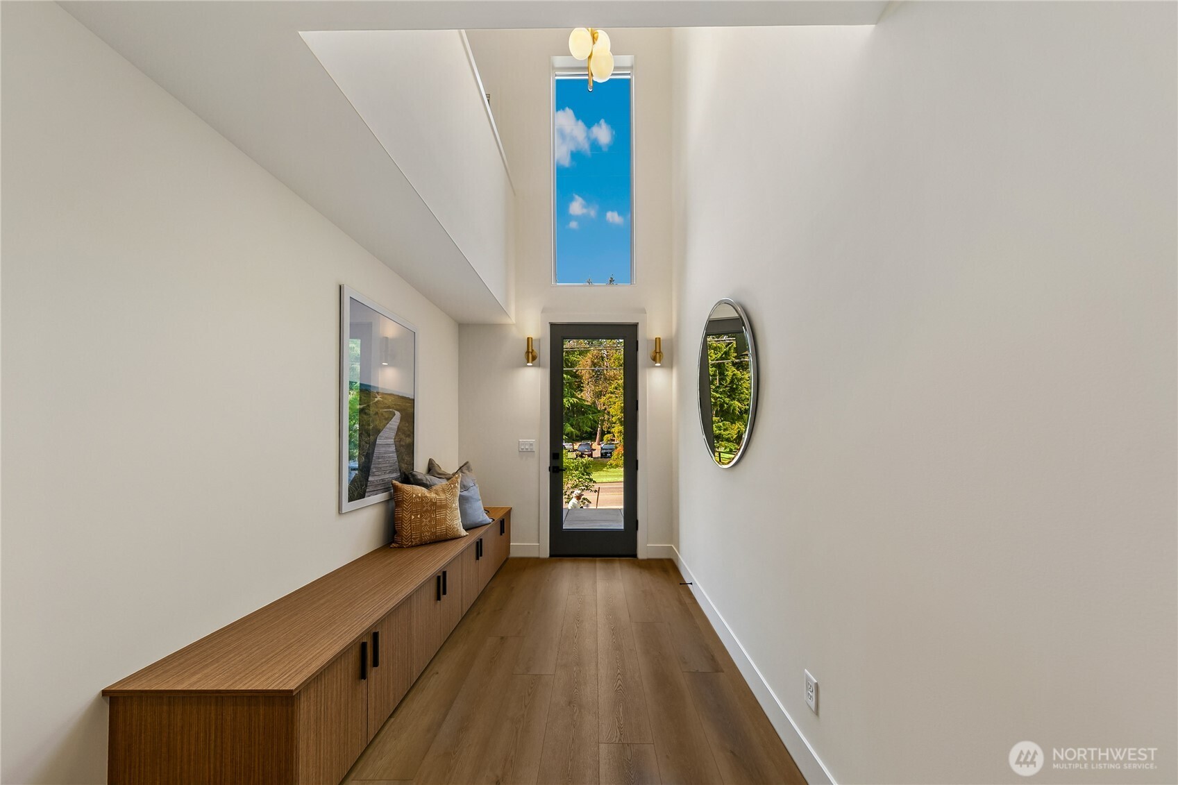 8022 Fauntleroy Way Southwest Seattle, WA 98136 - Photo 5 of 40 Gallery Image 5
