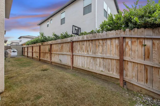 $515,000 | 3433 West Milan Avenue, Visalia, CA 93277