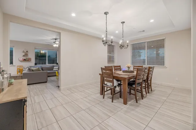 $515,000 | 3433 West Milan Avenue, Visalia, CA 93277