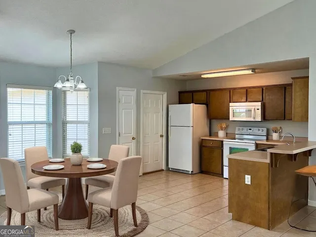 $1,700 | 218 Royal Palms Avenue, Kingsland, GA 31548