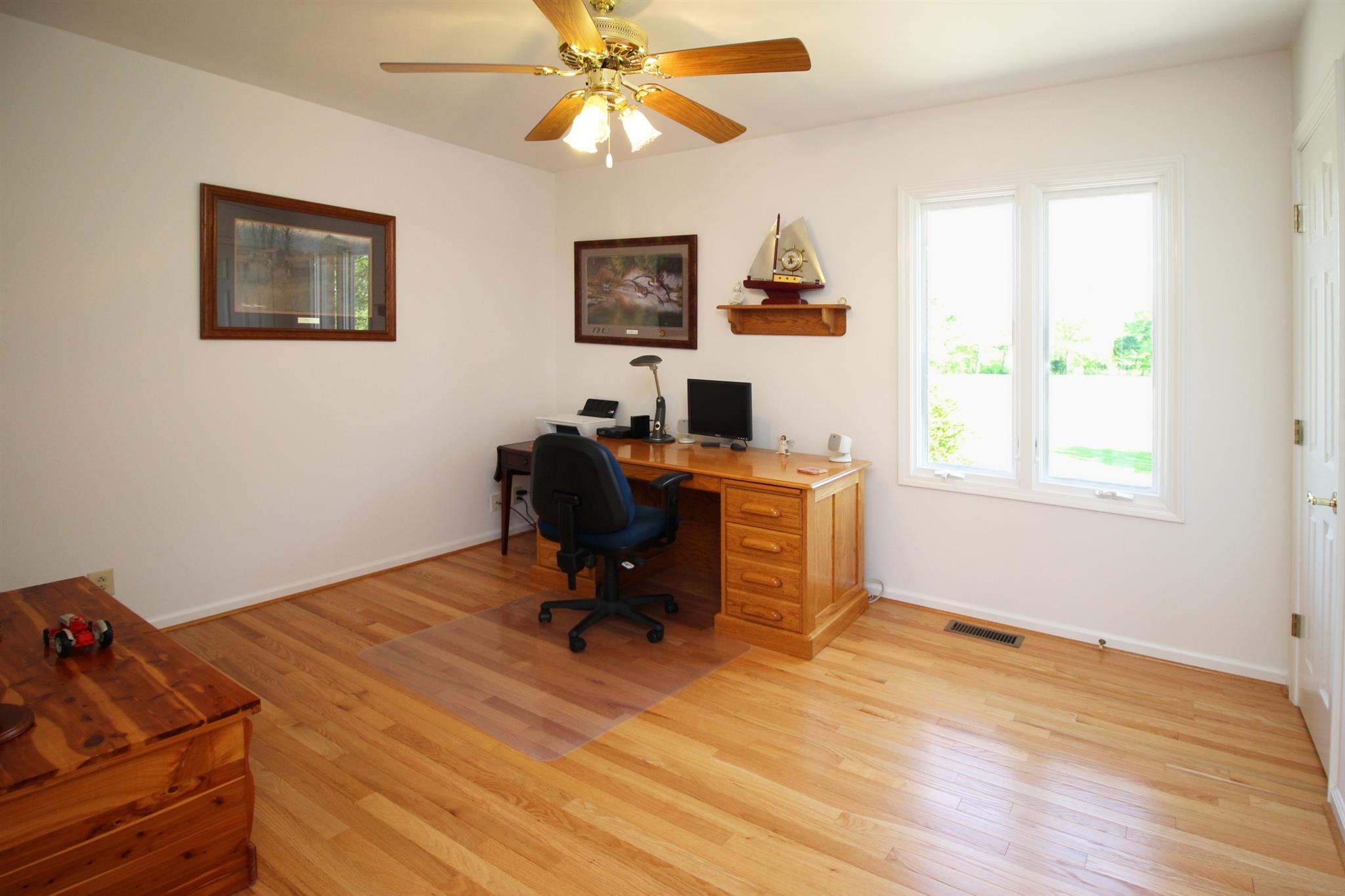 3811 Shady Grove Road Clarksville, TN 37043 - Photo 11 of 30 Gallery Image 11