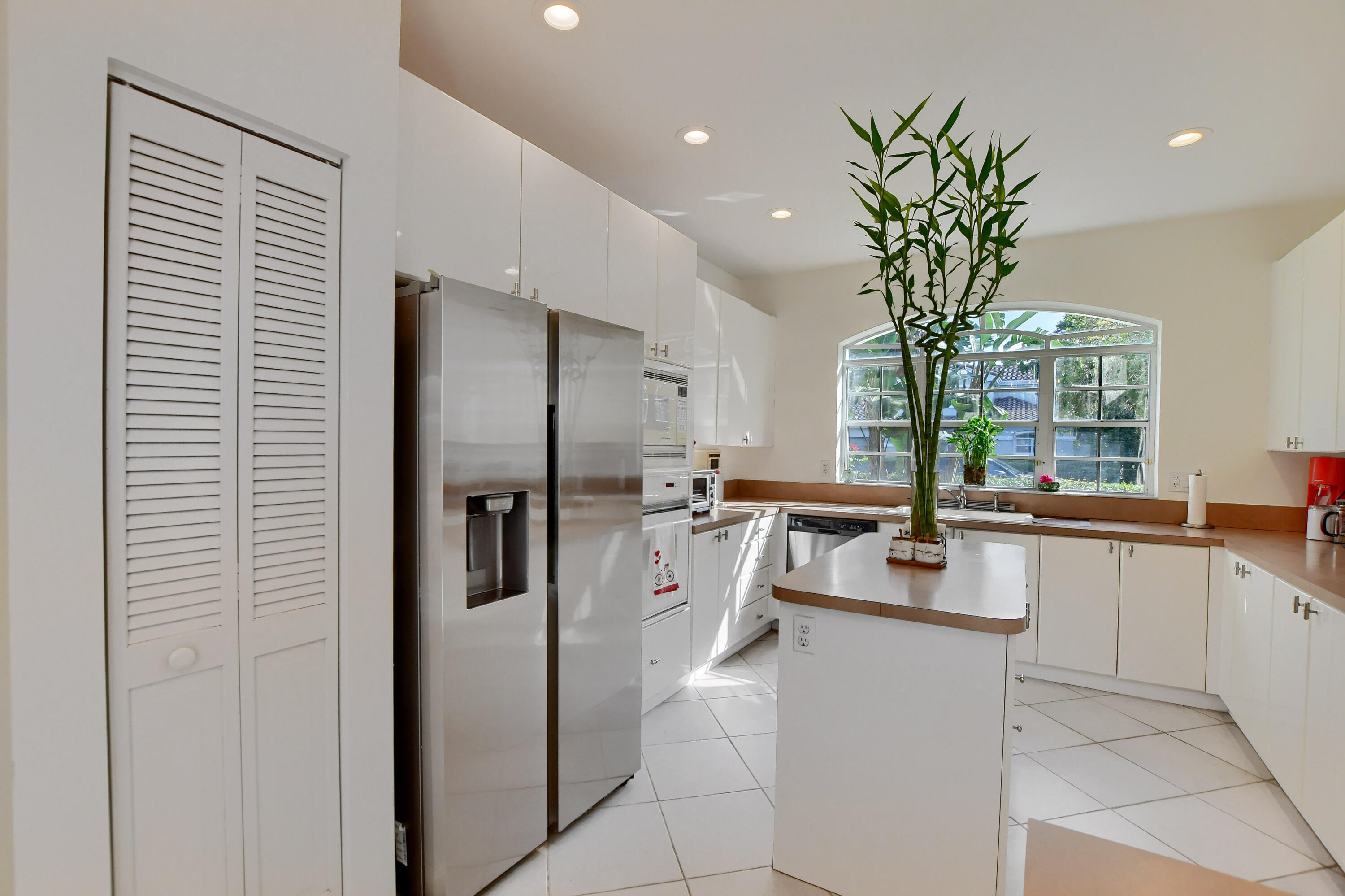 20693 Northwest 26th Court Boca Raton, FL 33434 - Photo 15 of 69 Kitchen
