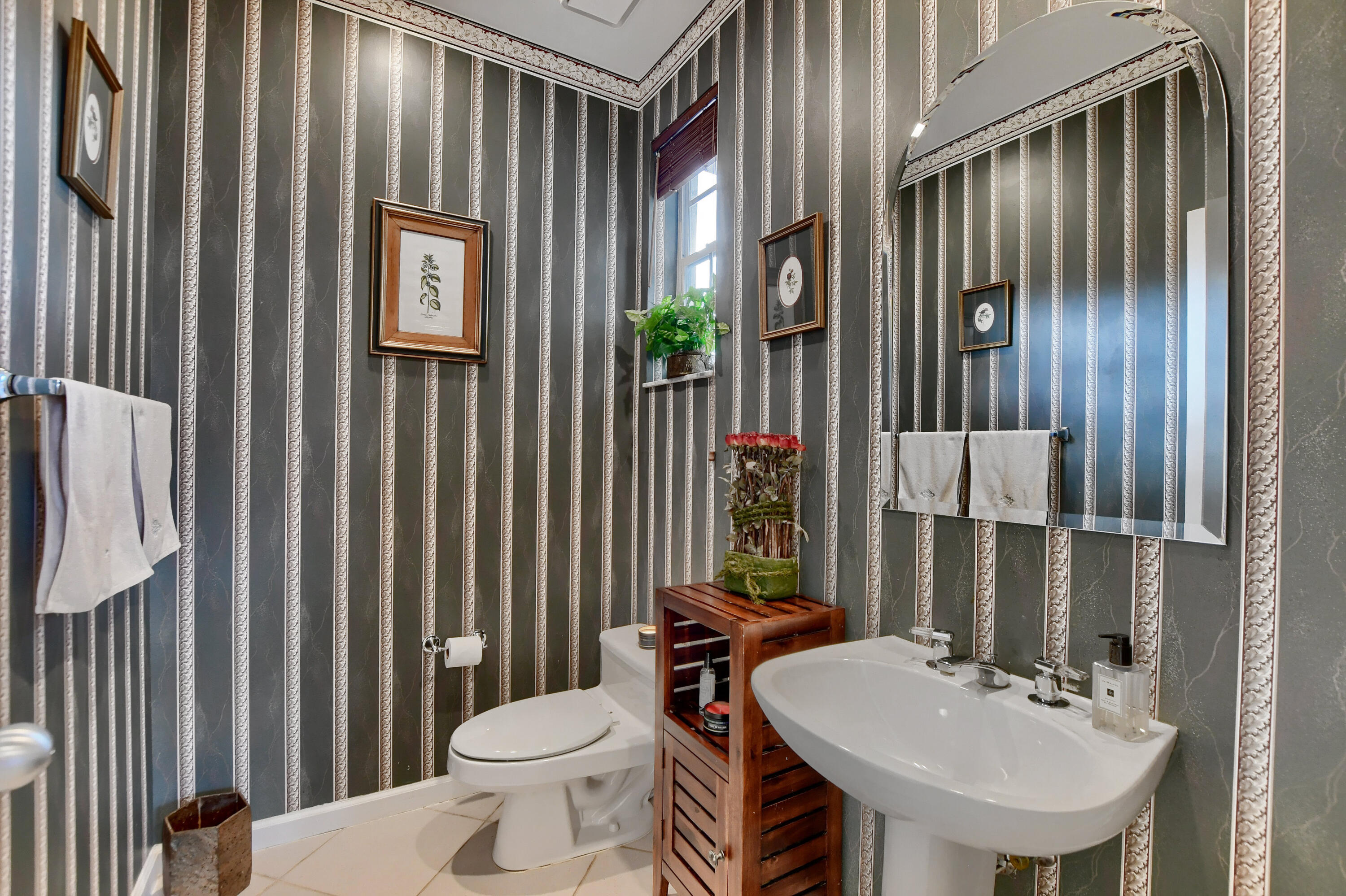20693 Northwest 26th Court Boca Raton, FL 33434 - Photo 19 of 69 Half Bath