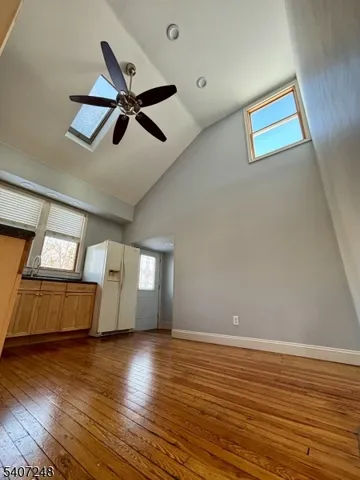 $3,000 | 159 Bridge Avenue, Unit 2, Red Bank, NJ 07701