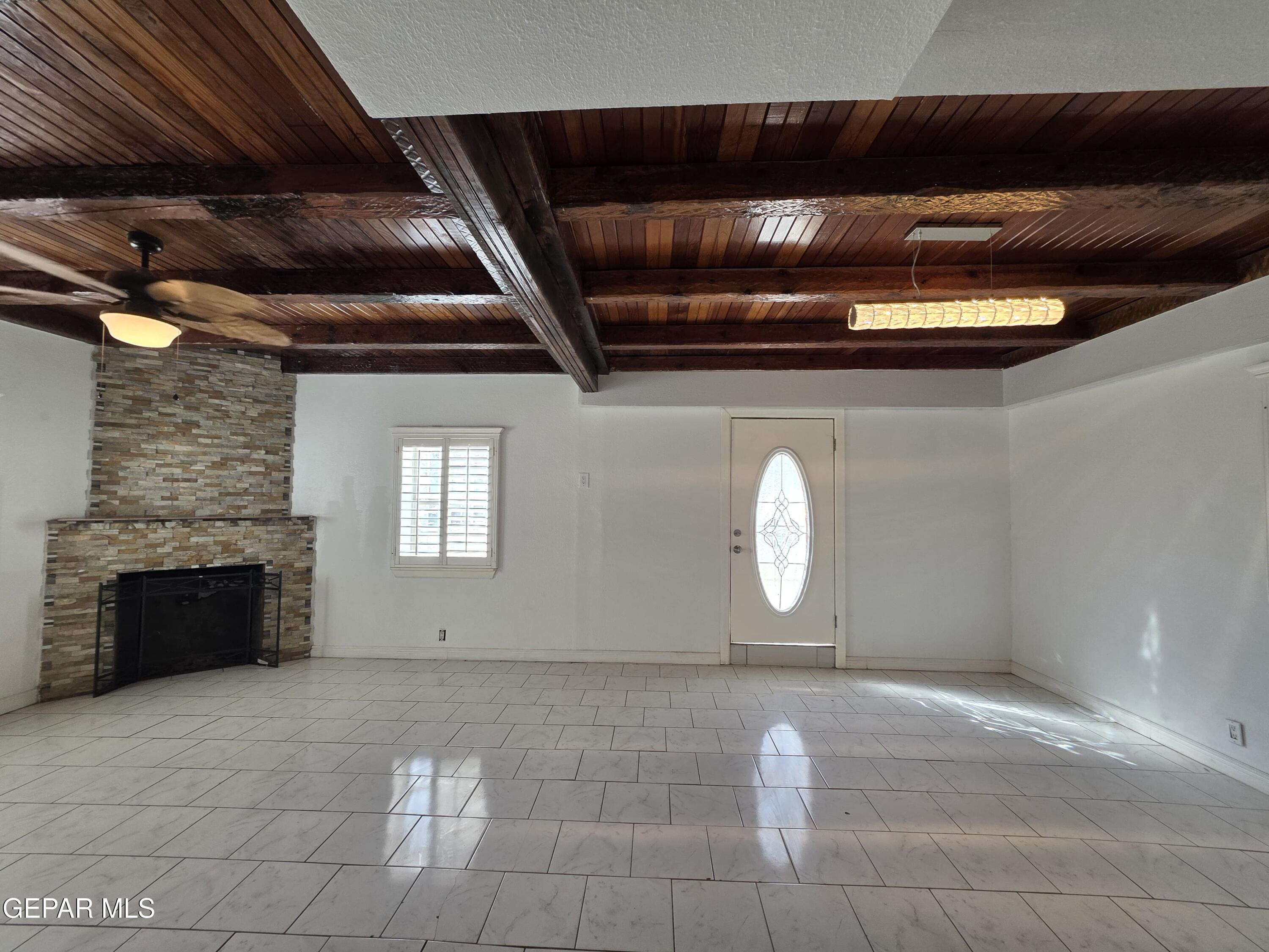 11661 Socorro Road Socorro, TX 79927 - Photo 10 of 32 a view of entryway