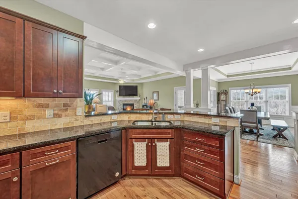 $679,950 | 5690 Sullivan Lane, Roanoke, VA 24012