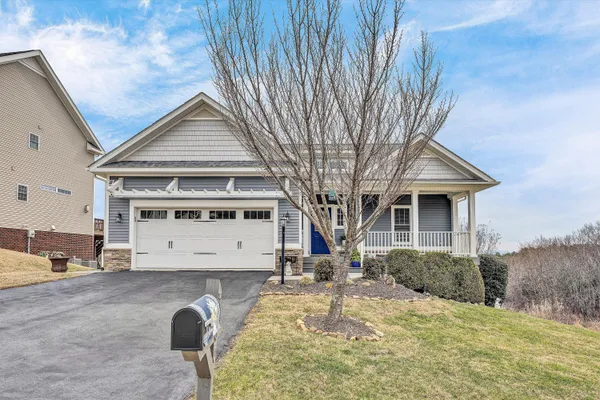 $679,950 | 5690 Sullivan Lane, Roanoke, VA 24012