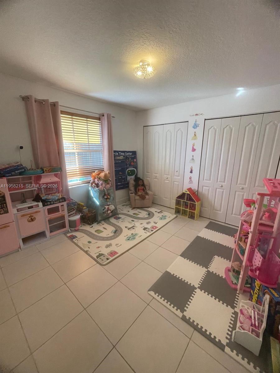 16030 Southwest 42nd Terrace Miami, FL 33185 - Photo 20 of 47