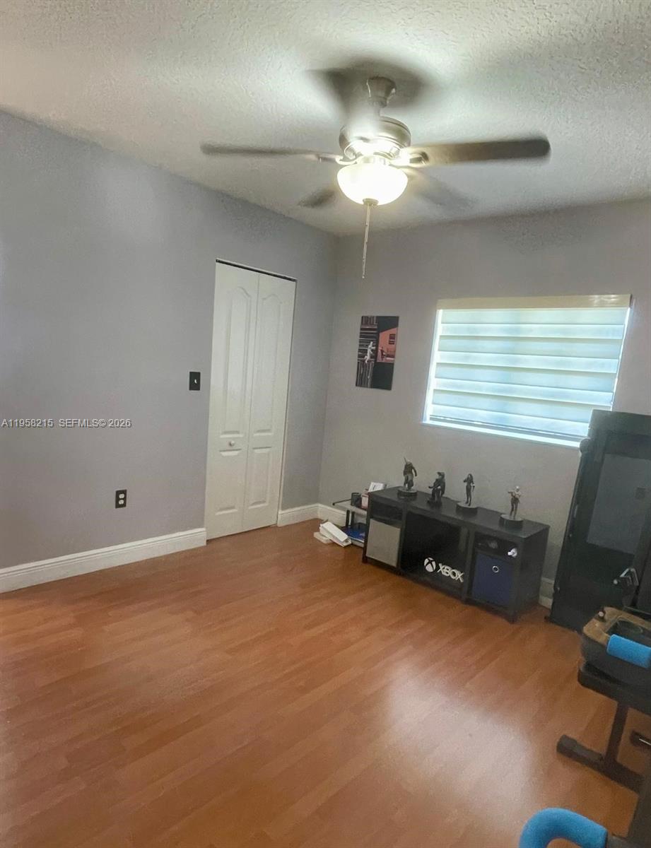 16030 Southwest 42nd Terrace Miami, FL 33185 - Photo 21 of 47