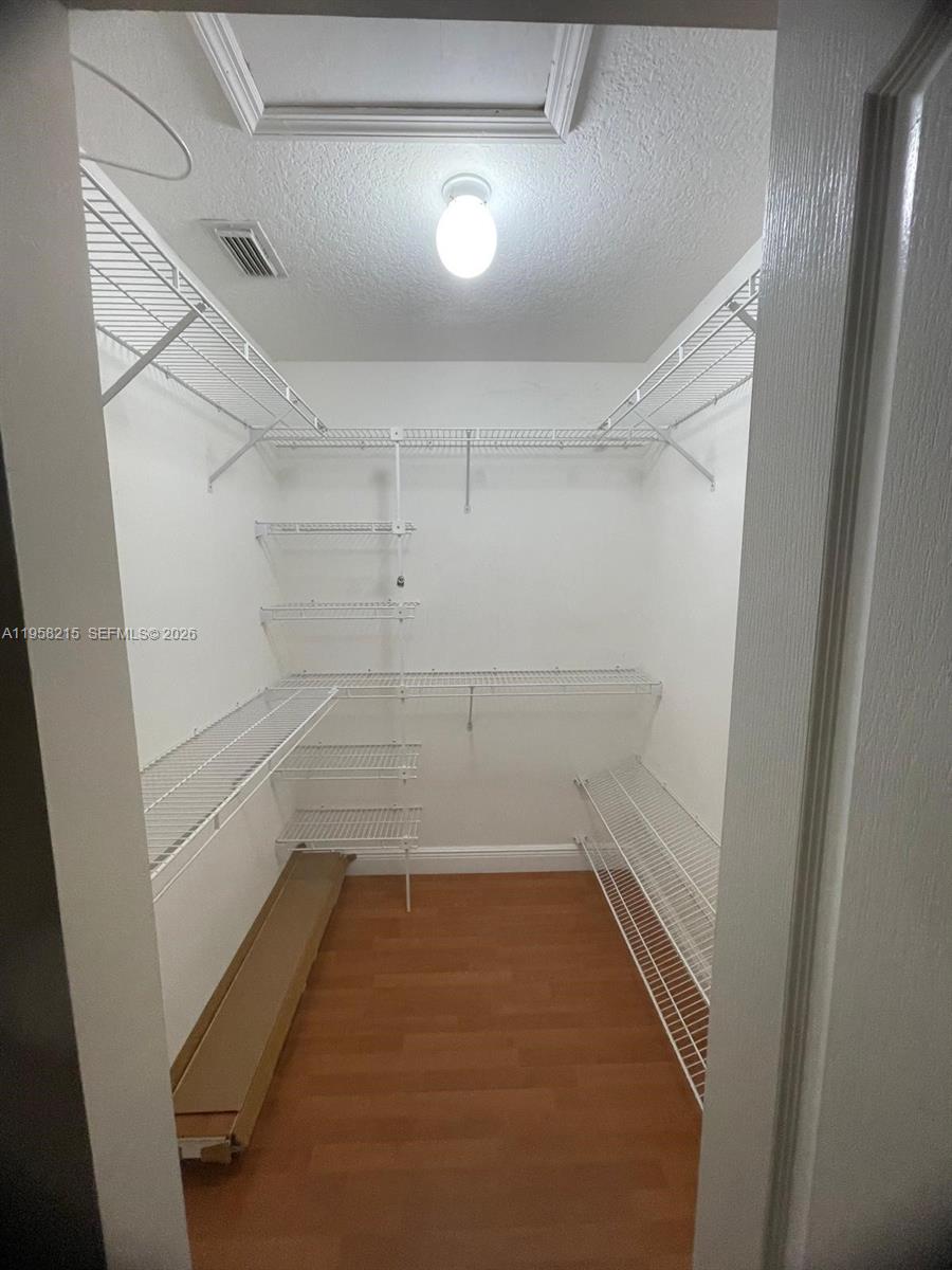 16030 Southwest 42nd Terrace Miami, FL 33185 - Photo 33 of 47