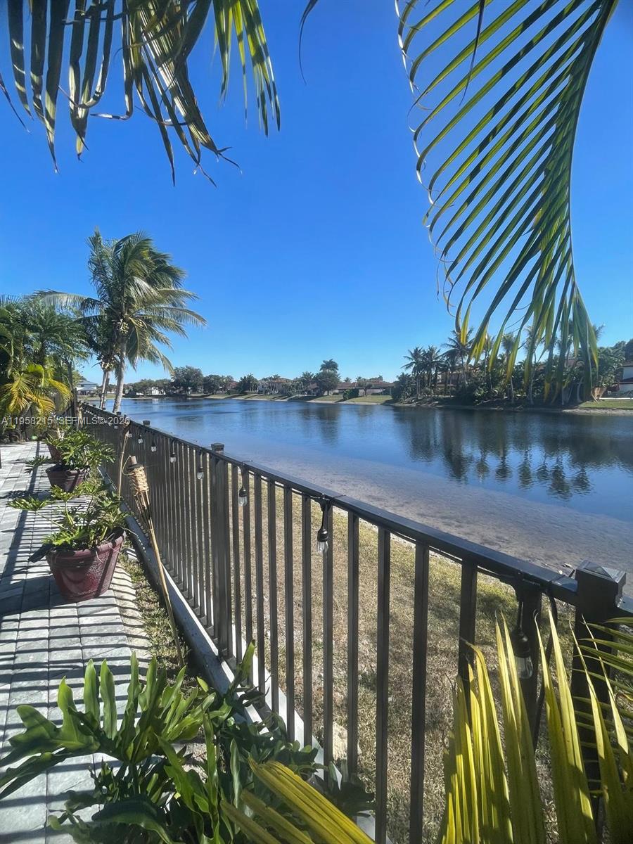 16030 Southwest 42nd Terrace Miami, FL 33185 - Photo 46 of 47