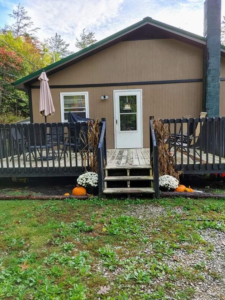 1572 Sweet Water Road Berea, KY 40403 - Photo 2 of 16 received_3024332231115709 (2)